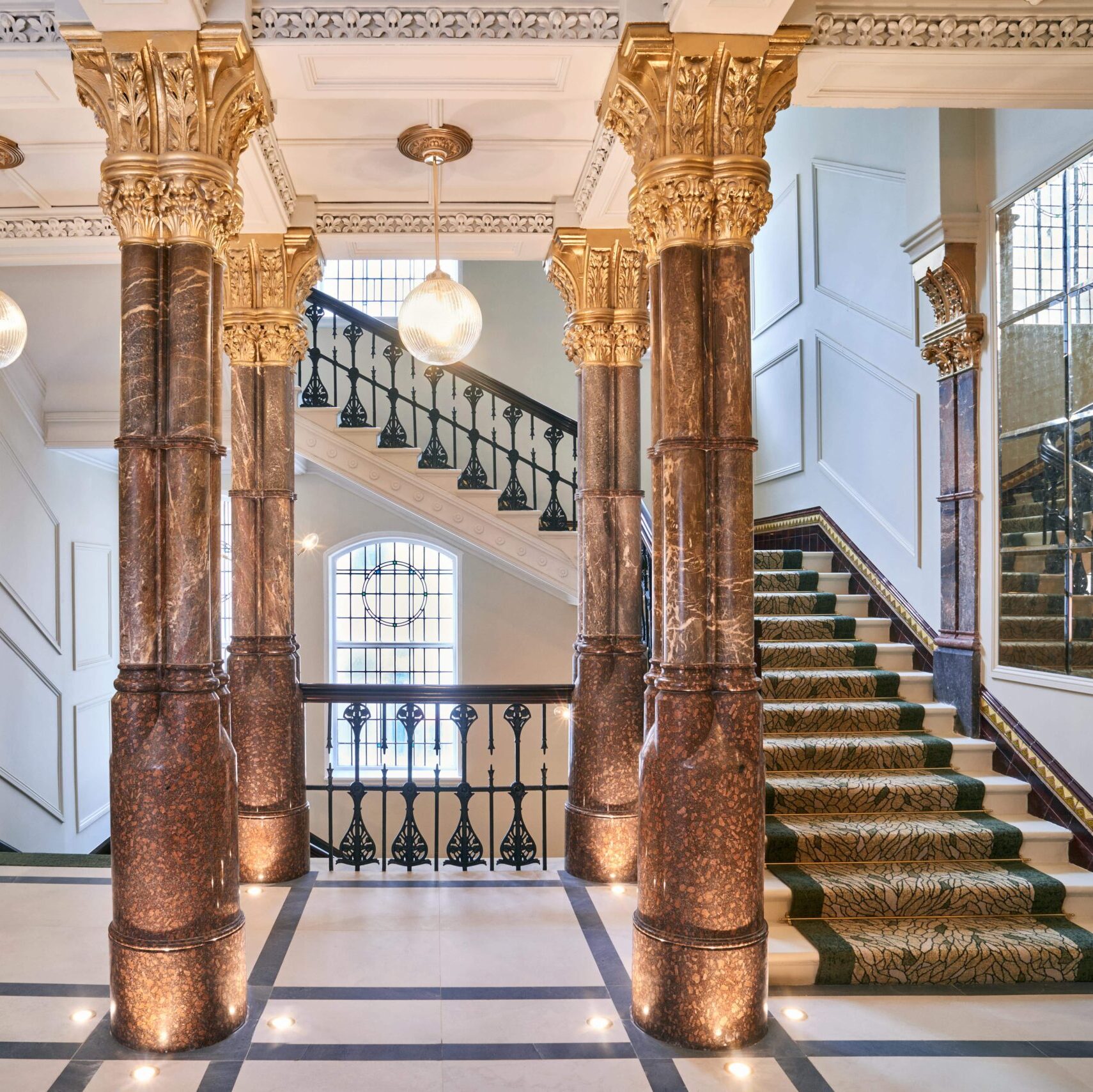 TGHB_Grand_staircase_1170 -min